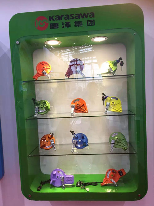 �Ɲɼ��F�_��չ